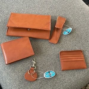 Wallet set. Camel brown 5 pieces. BNWT